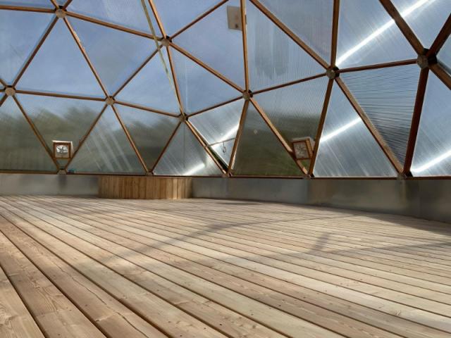 Belle terrasse en bois pour préparer l'été par votre menuisier à Deauville